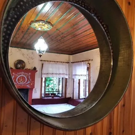 Παραδοσιακό Σπίτι Στο Μονοδένδρι Villa Exterior photo