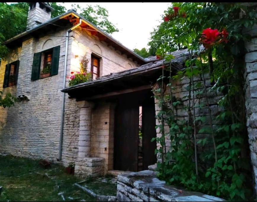 Holiday home παραδοσιακό σπίτι στο Monodendri