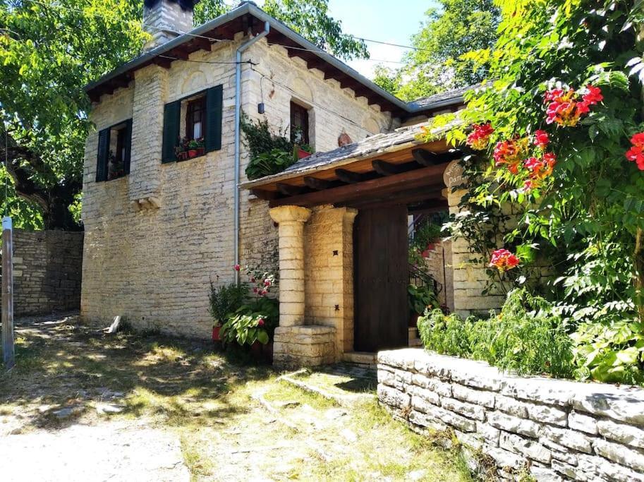 Holiday home παραδοσιακό σπίτι στο Monodendri